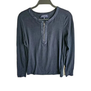 Jones New York Blue T-shirt‎ Med